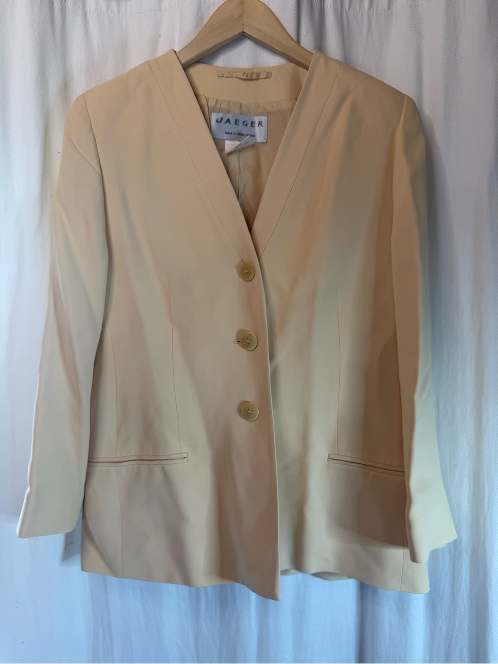 Jaeger Cream V-Neck Blazer